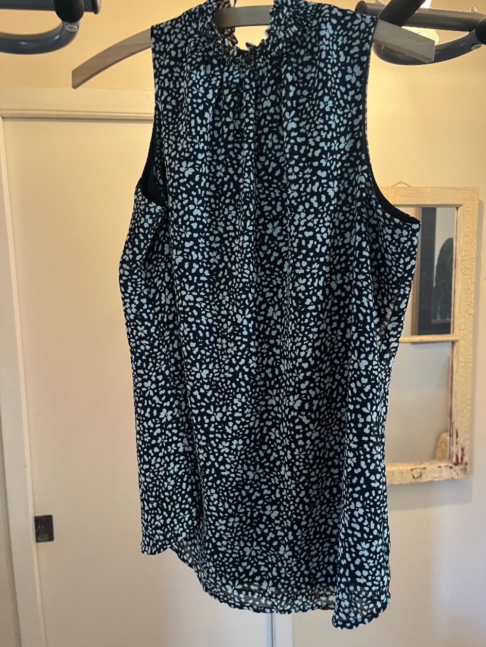 Le Château Black & White Print High Neck Top XS